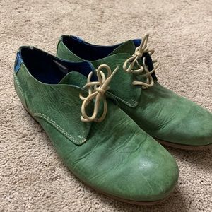 John Fluevog Oxford shoes